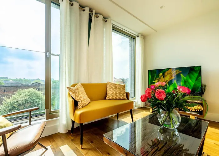 Lägenhet River & Castle At Ryedale House *