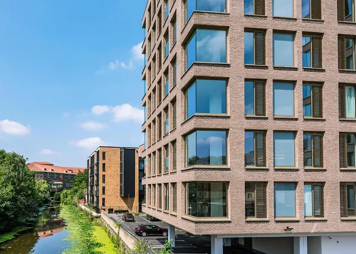 River & Castle At Ryedale House Lägenhet *