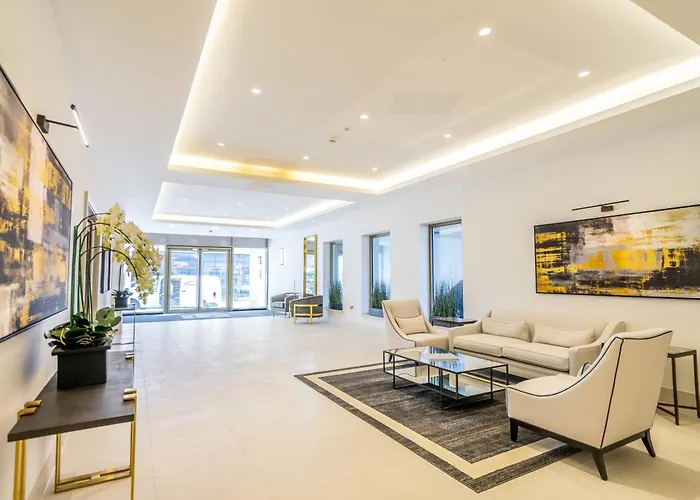 River & Castle At Ryedale House شقة يورك